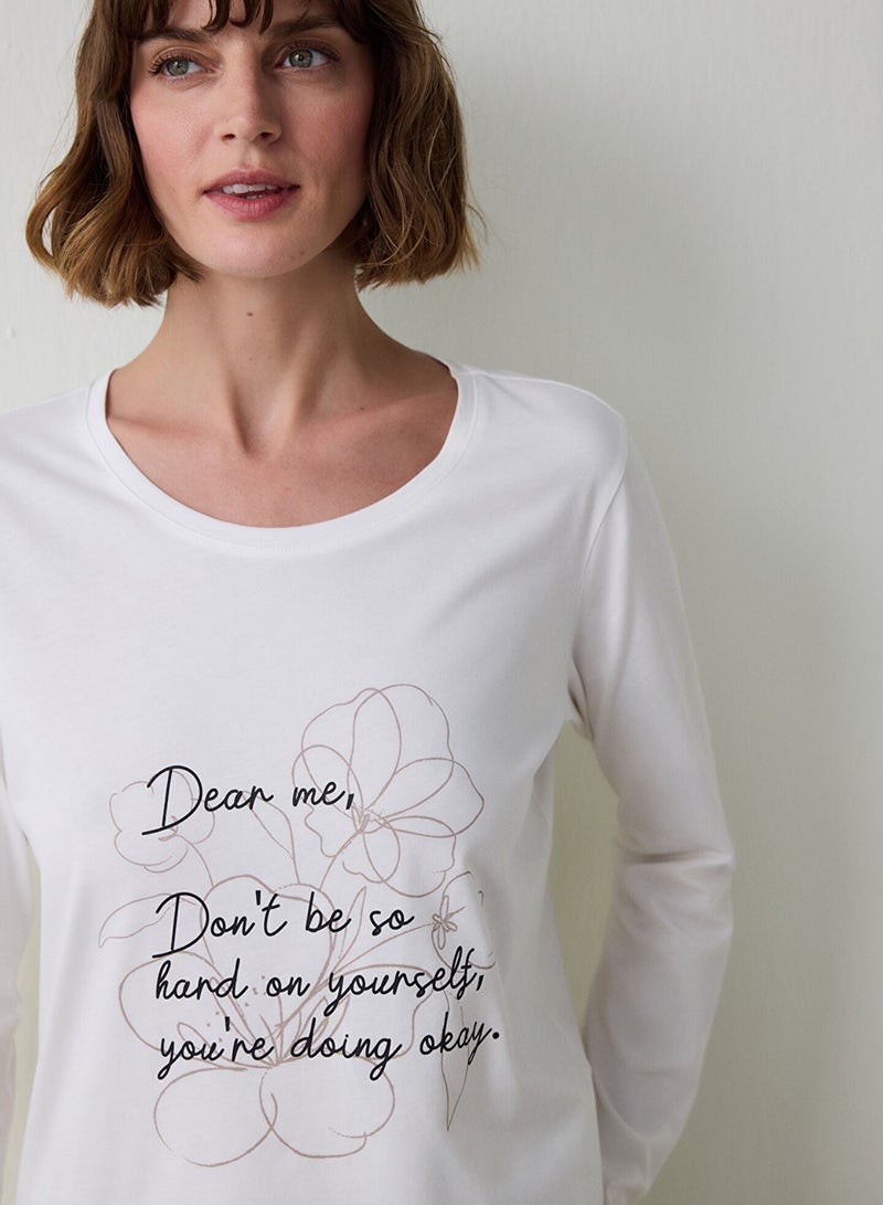 بنتي طقم بيجامة قطنية بأكمام طويلة وياقة مستديرة مطبوع عليه شعار عزيزتي أنا - Image 3